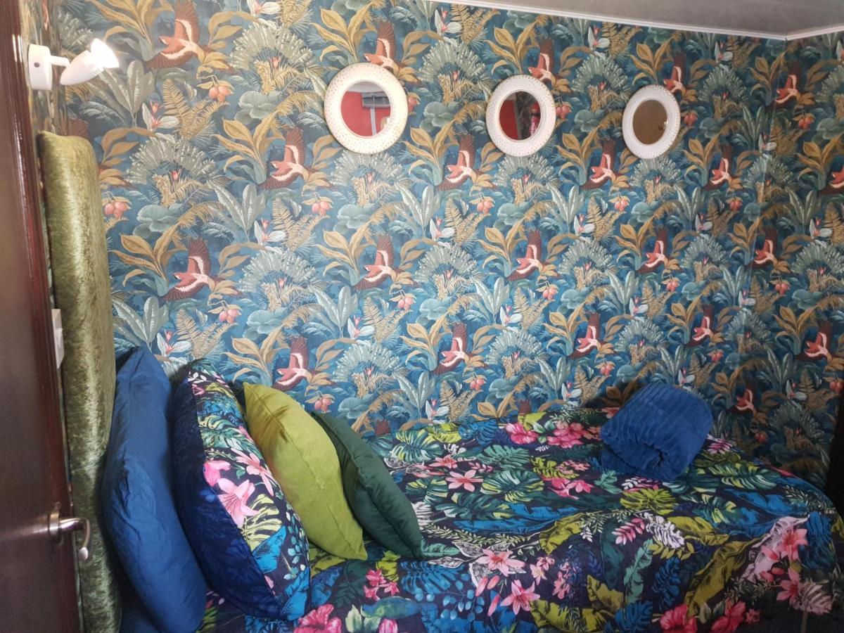 Jasmine Coral Jay Boutique Boatel Ocean Village Gibraltar Zewnętrze zdjęcie