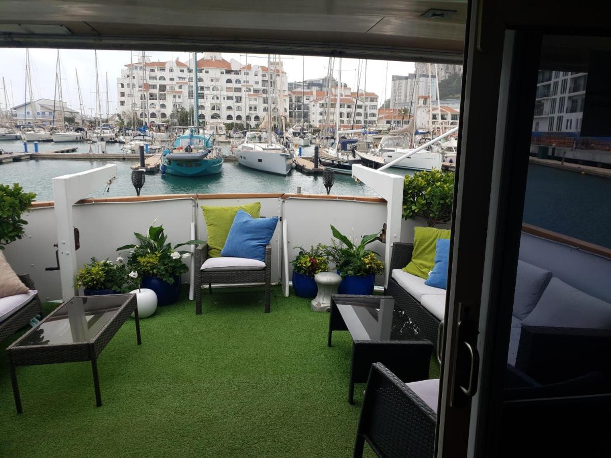 Jasmine Coral Jay Boutique Boatel Ocean Village Gibraltar Zewnętrze zdjęcie