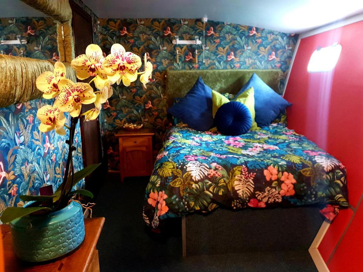 Jasmine Coral Jay Boutique Boatel Ocean Village Gibraltar Zewnętrze zdjęcie