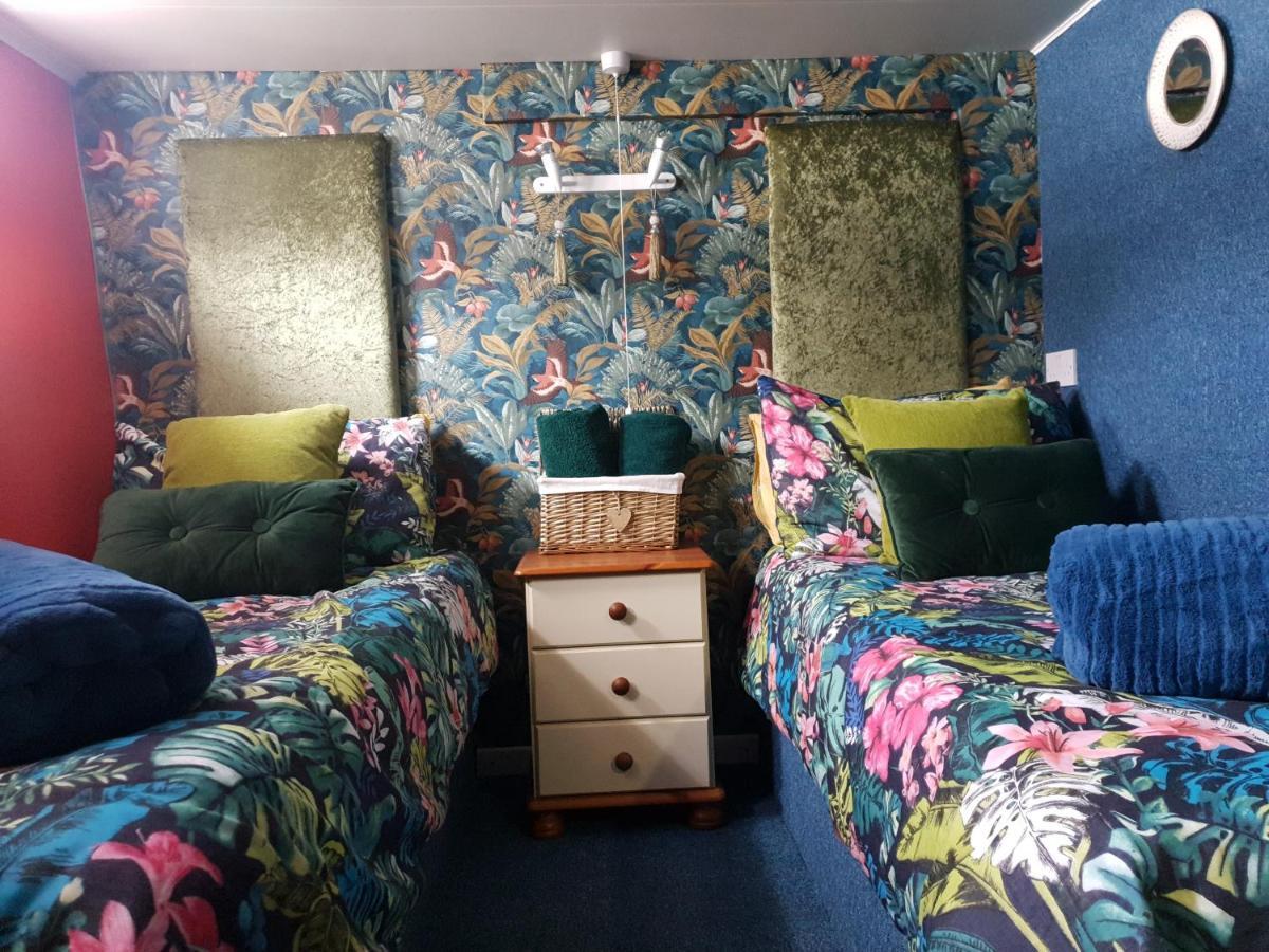 Jasmine Coral Jay Boutique Boatel Ocean Village Gibraltar Pokój zdjęcie