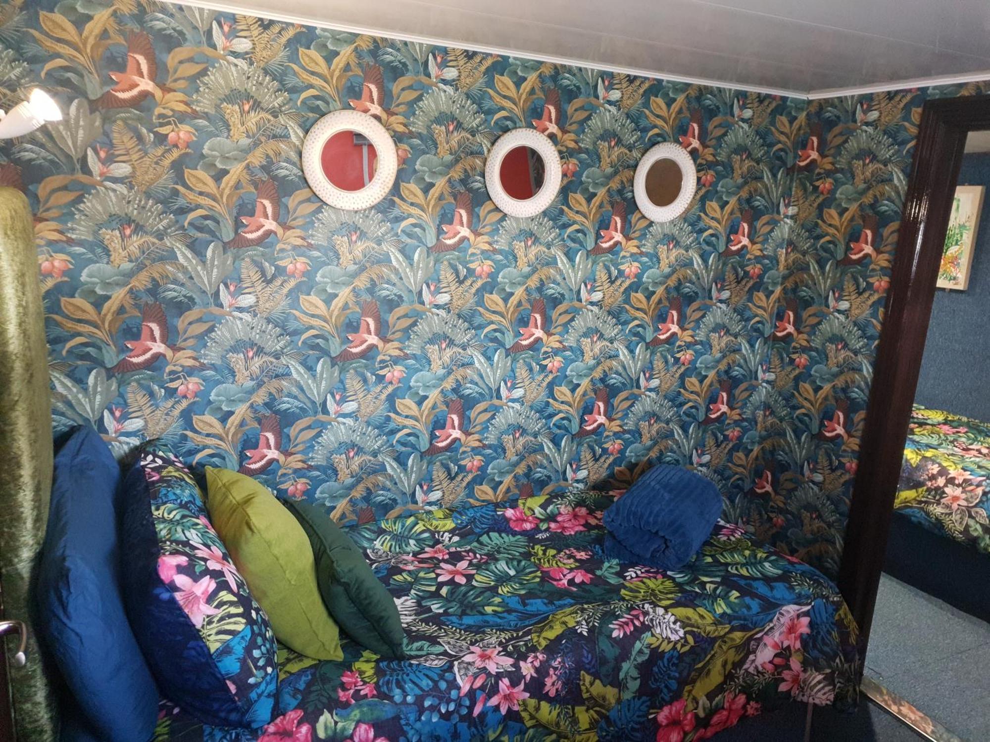 Jasmine Coral Jay Boutique Boatel Ocean Village Gibraltar Pokój zdjęcie